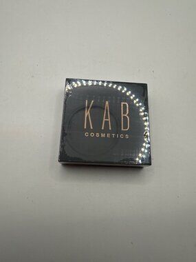 KAB Cosmetics Pressed Pigment Quad Eyeshadow Palette Sealed Compact Design High-